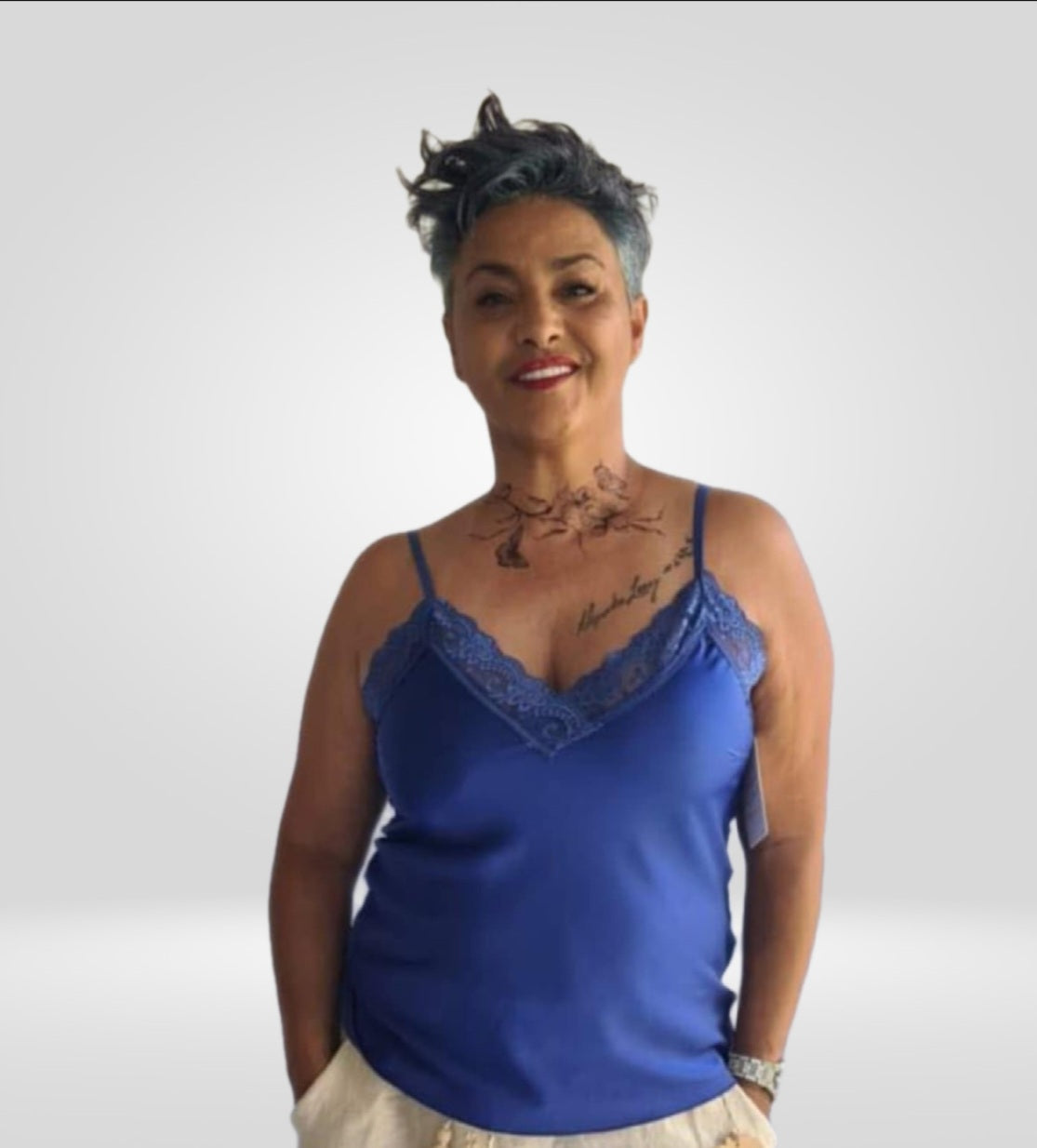 TOP avec dentelle
